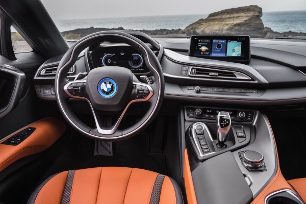 2018-bmw-i8-roadster-9