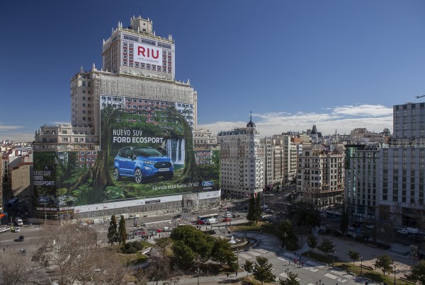 The enormous new Ford EcoSport billboard in Madrid, Spain, is th