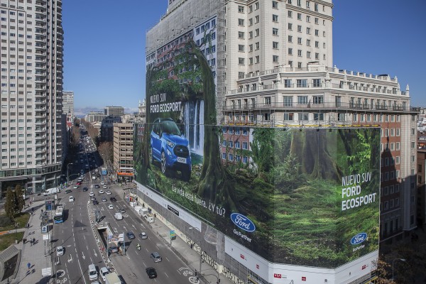 The enormous new Ford EcoSport billboard in Madrid, Spain, is th