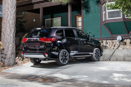 2018 Mitsubishi Outlander PHEV