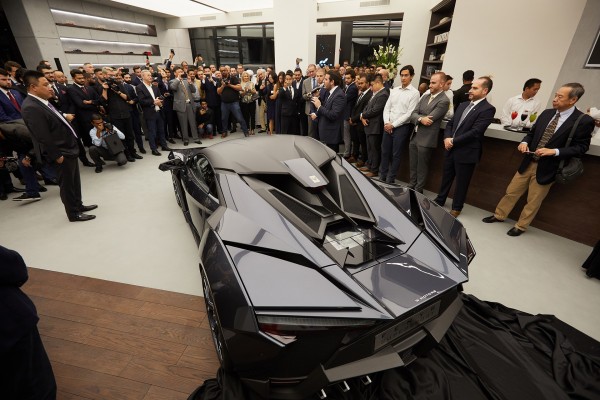 w-motors-showroom-dubai-268