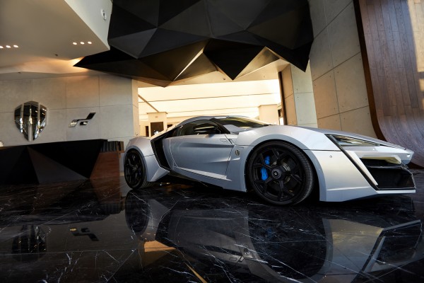 w-motors-showroom-dubai-70