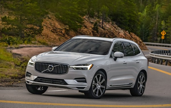 2018-volvo-xc60-1