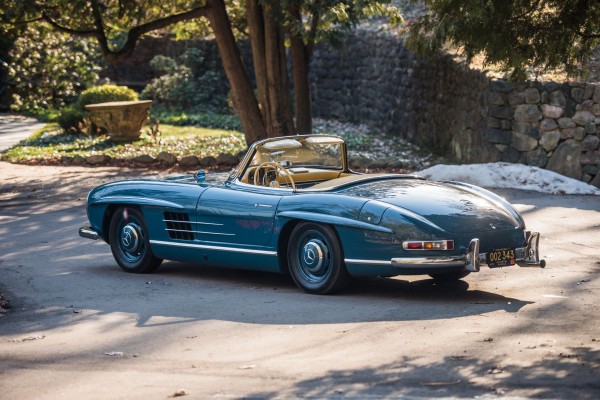 Mercedes-Benz-300-SL-Roadster-Auction-2