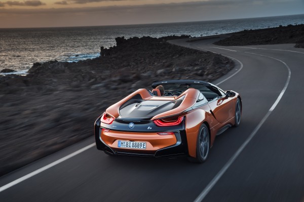 bmw-i8-roadster-production-05