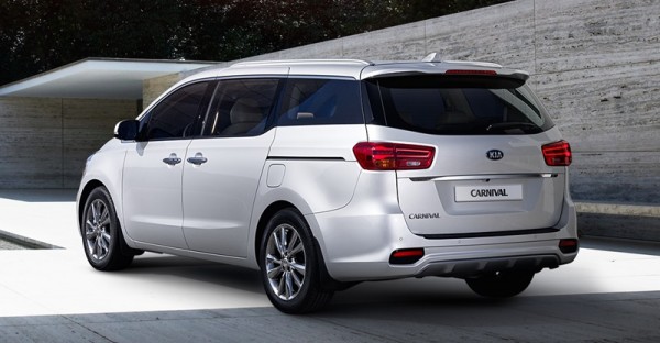 Kia Carnival