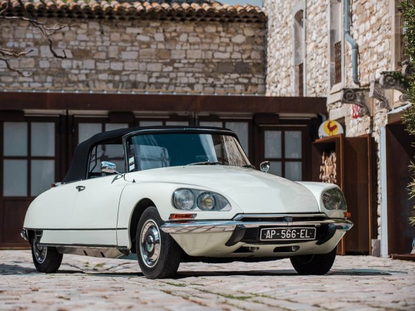 ประมูล Citroën Ds ความสวยงามที่เหนือกาลเวลา | Thai Car Lover