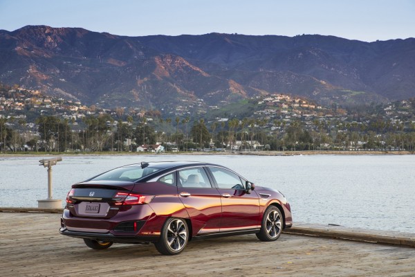 Honda-Clarity-Fuel-Cell-17