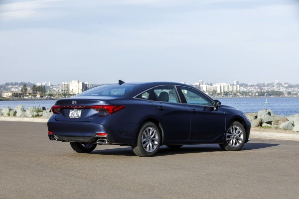 Toyota Avalon 2019 รุ่น XLE _1