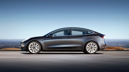 Dual-Motor-Tesla-Model-3-Specs-2