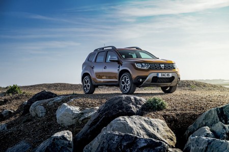 Dacia-Duster-UK-01