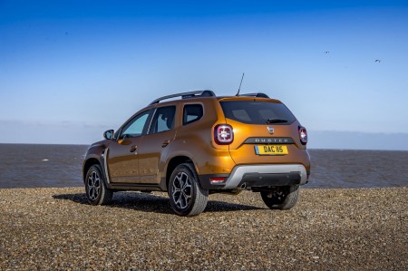 Dacia-Duster-UK-02