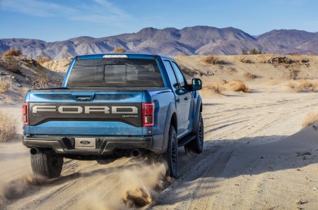 Ford F-150 Raptor 2019 _01