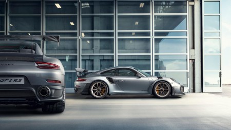 Porsche 911 GT2 RS_4