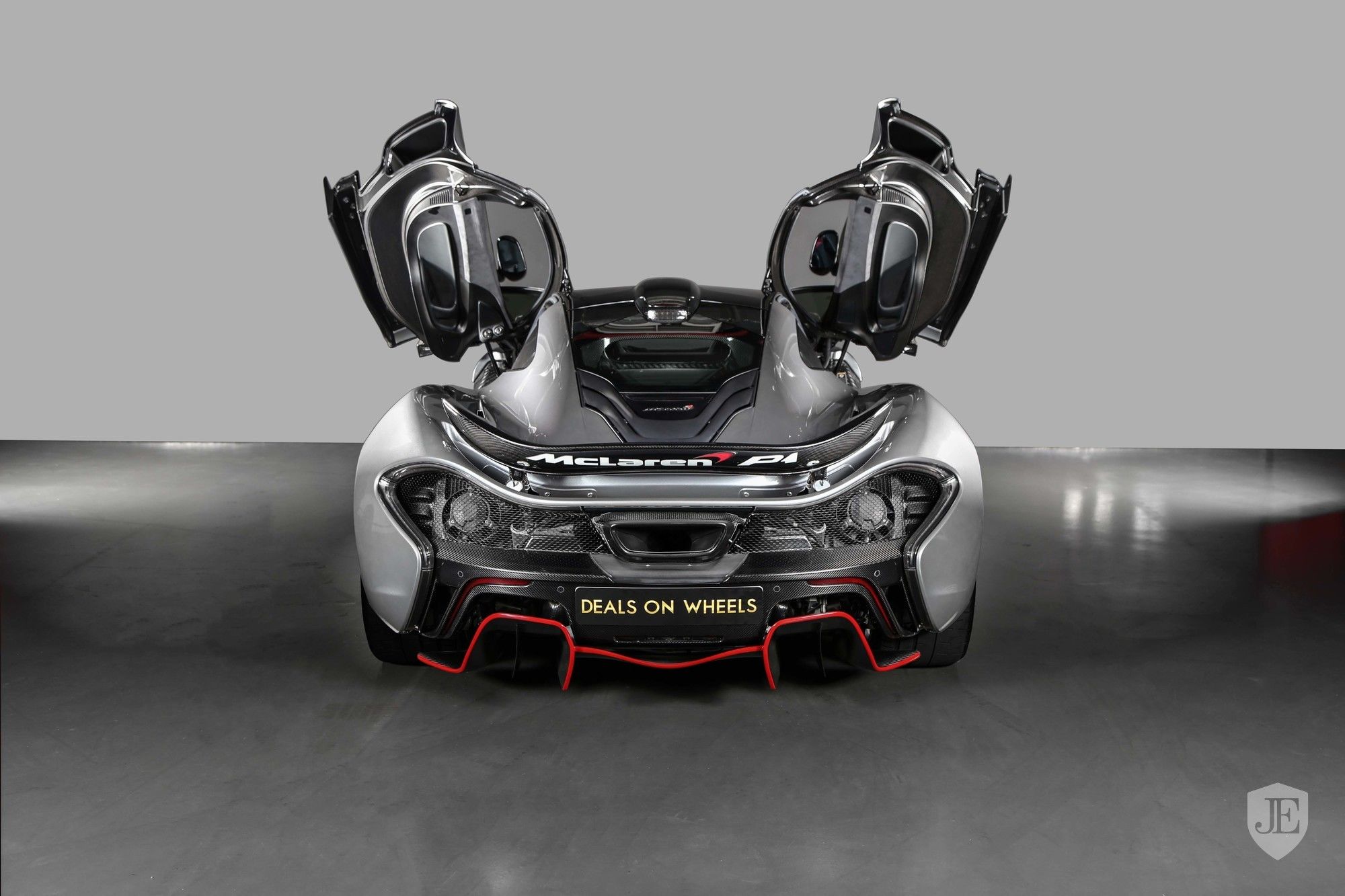 ขาย-McLaren-P1_03