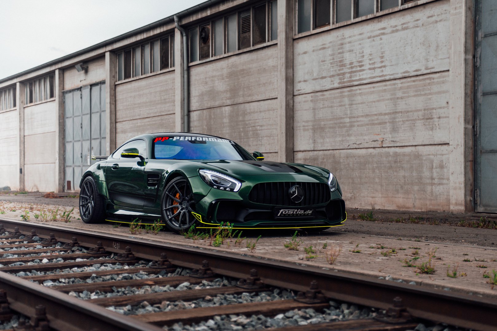 ราคา-Mercedes-AMG-GT_05