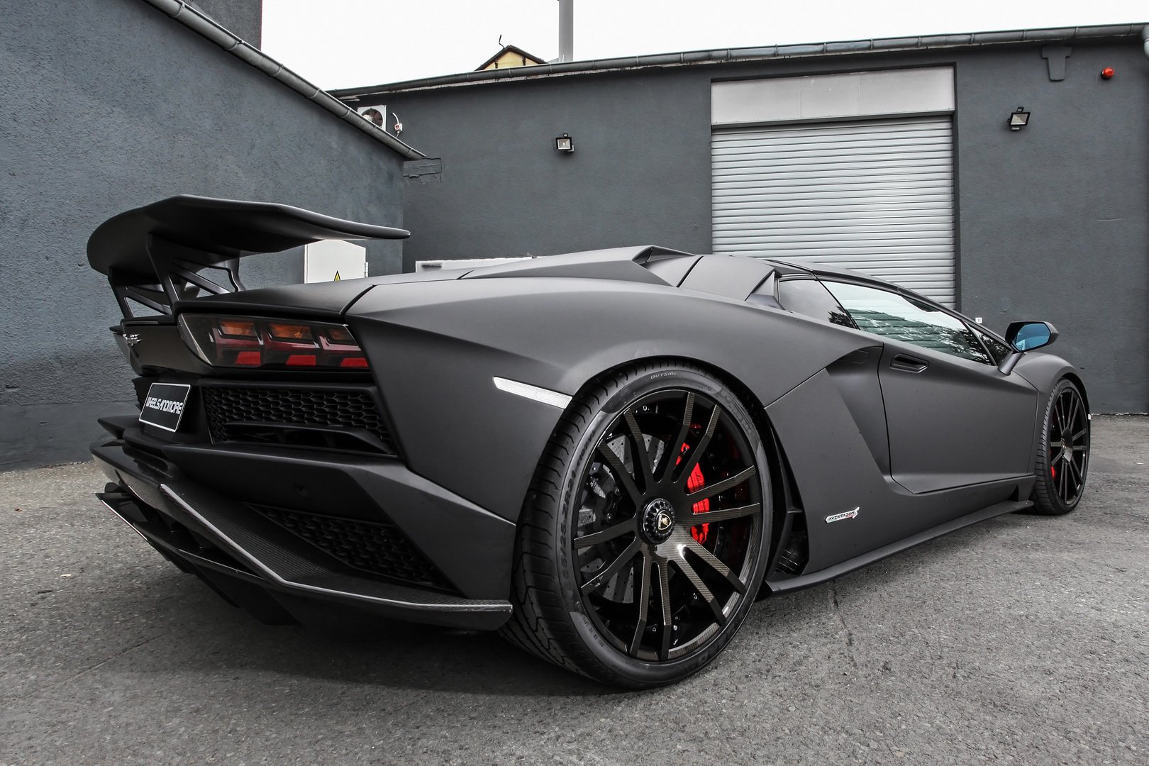 ราคา-Lamborghini-Aventador-S-_06