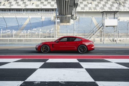 Porsche Panamera GTS 2019