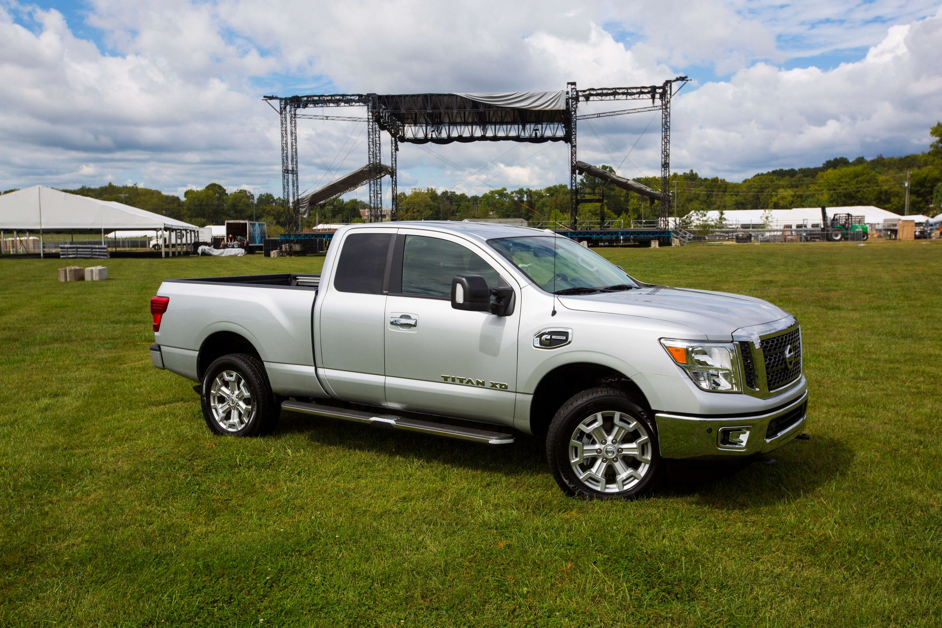 Nissan-Titan-2019-ราคา_2