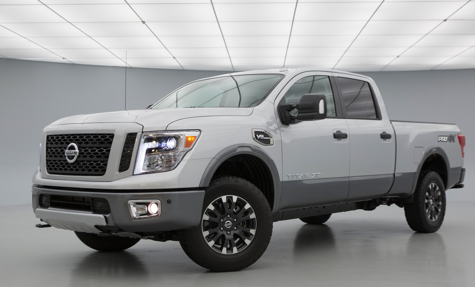 Nissan-Titan-2019-ราคา_3