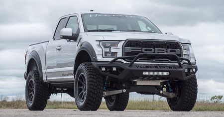 Ford-F-150-Raptor-2019_10