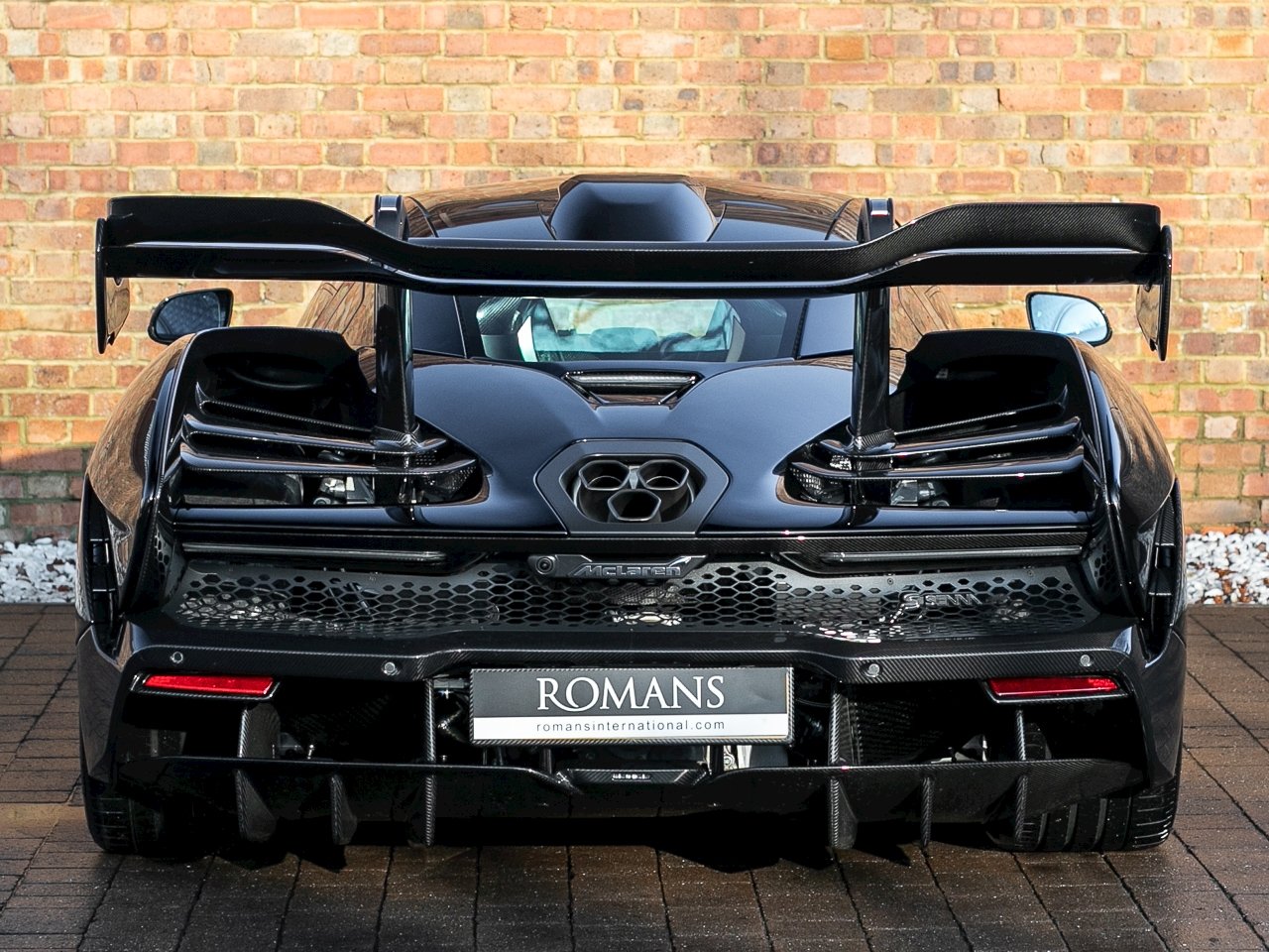 McLaren-Senna-ราคา_04