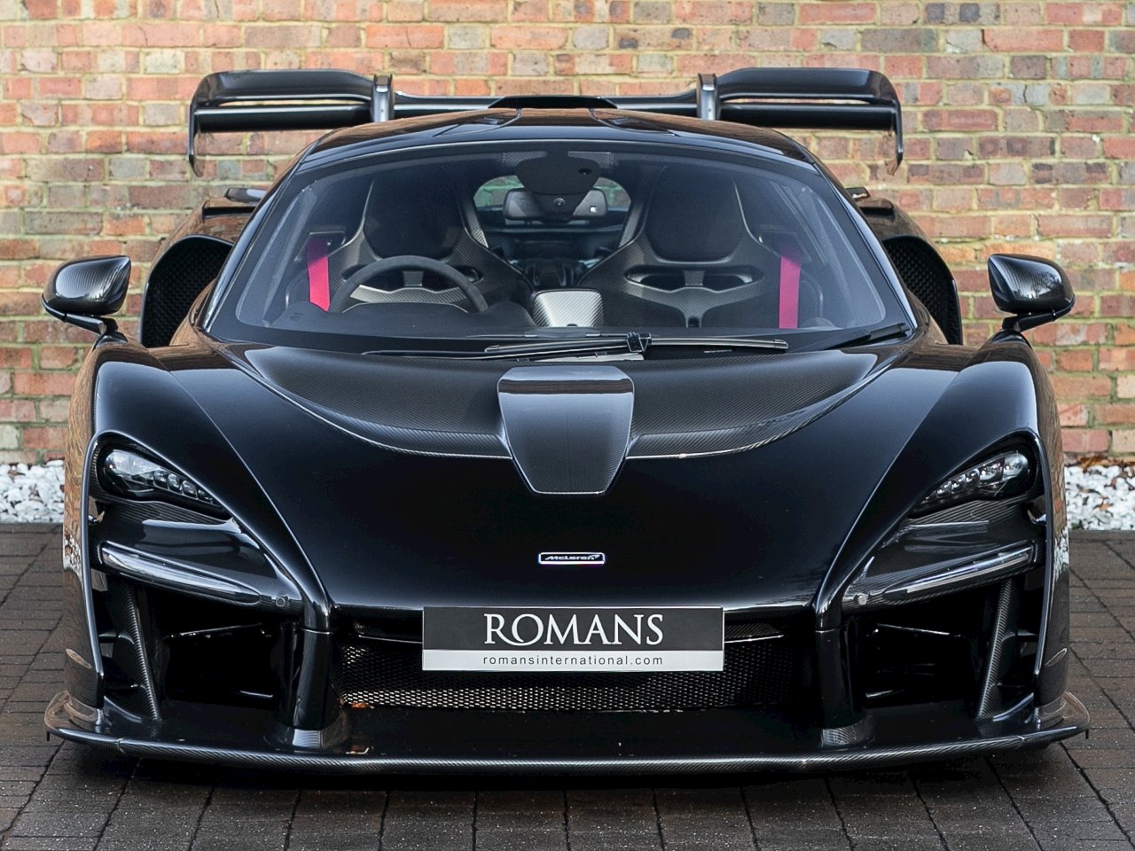 McLaren-Senna-ราคา_07