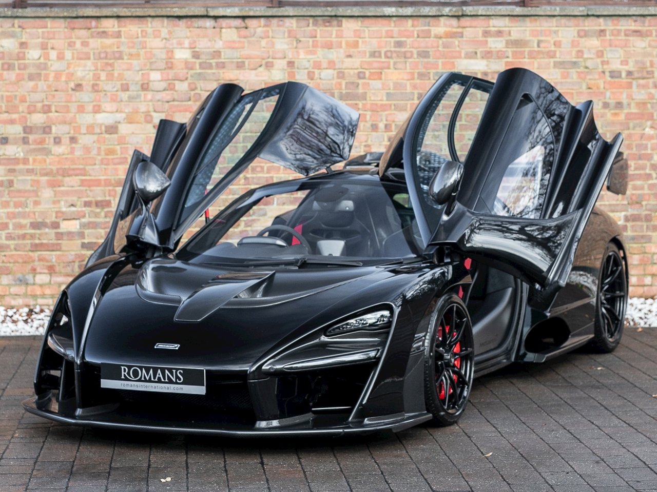 McLaren-Senna-ราคา_09