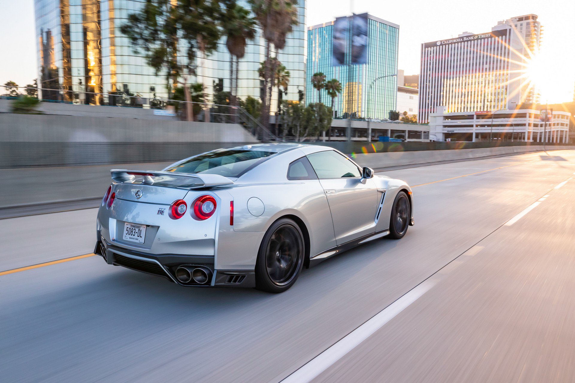 ราคา-Nissan-GT-R-2019-2