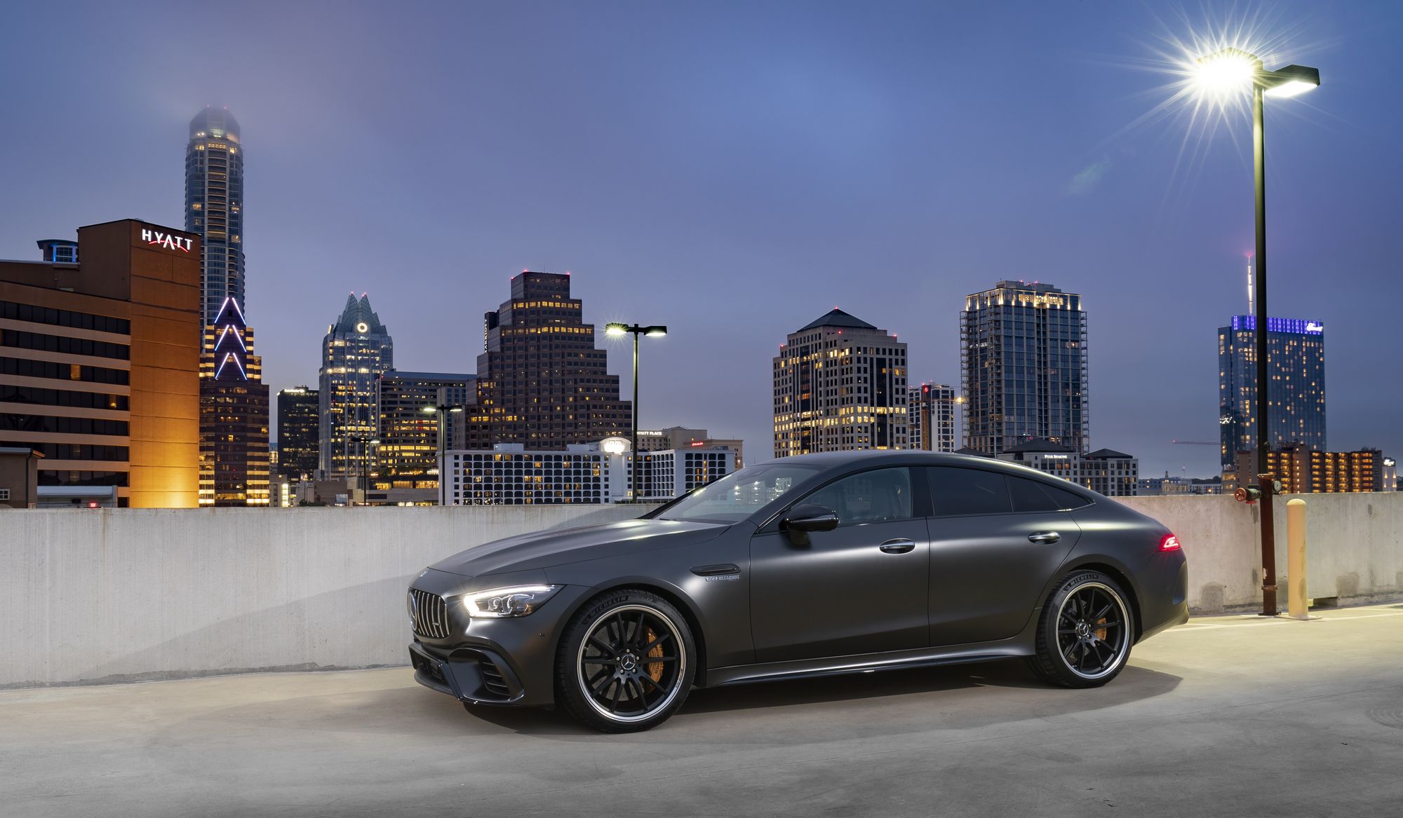 Mercedes-AMG-GT-4-Door-Coupe-สเปคเมกา-6