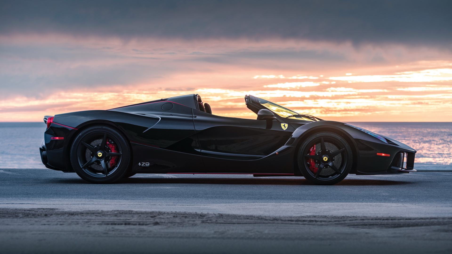 ราคา-Ferrari-LaFerrari-Aperta-5