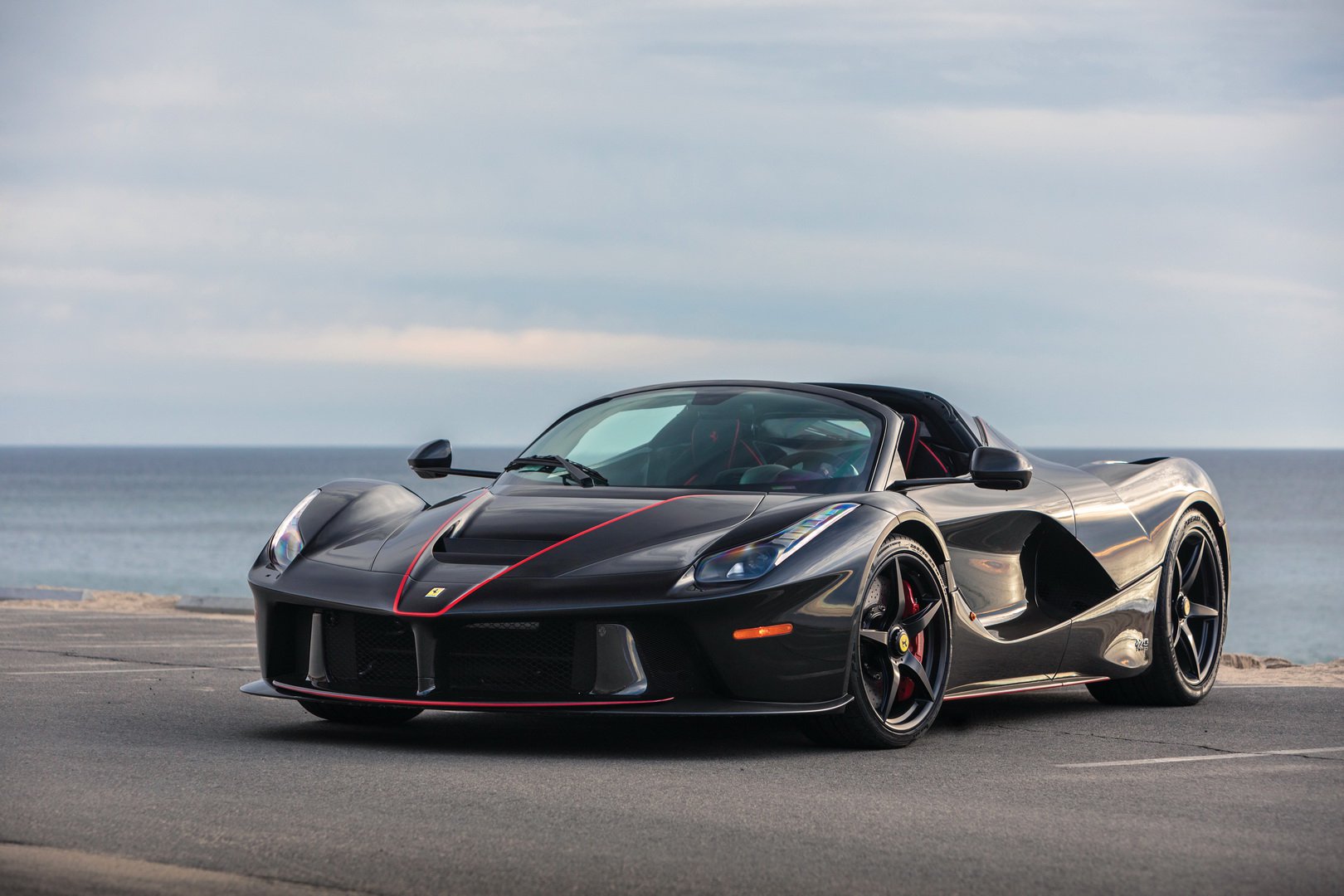 ราคา-Ferrari-LaFerrari-Aperta-8