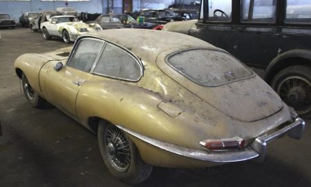 Jaguar-E-Type-1961-1