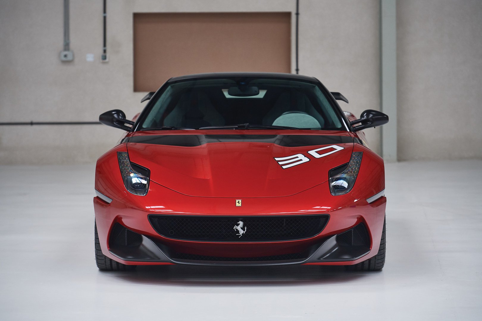 ราคา-Ferrari-SP30-9