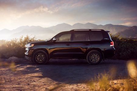 Toyota-Land-Cruiser-2020-6