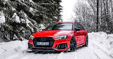 Audi-RS4-Avant-1