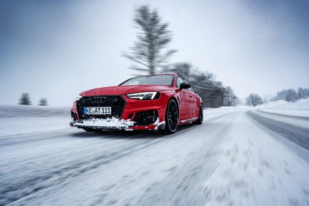 Audi-RS4-Avant-2