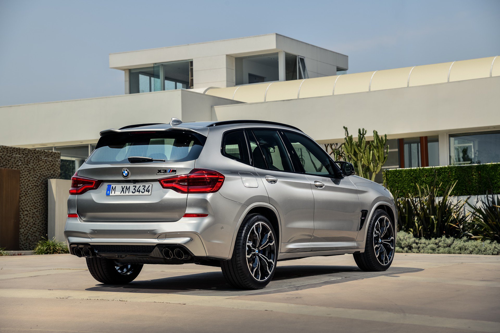 ราคา-BMW-X3-M-และ-X4-M-3