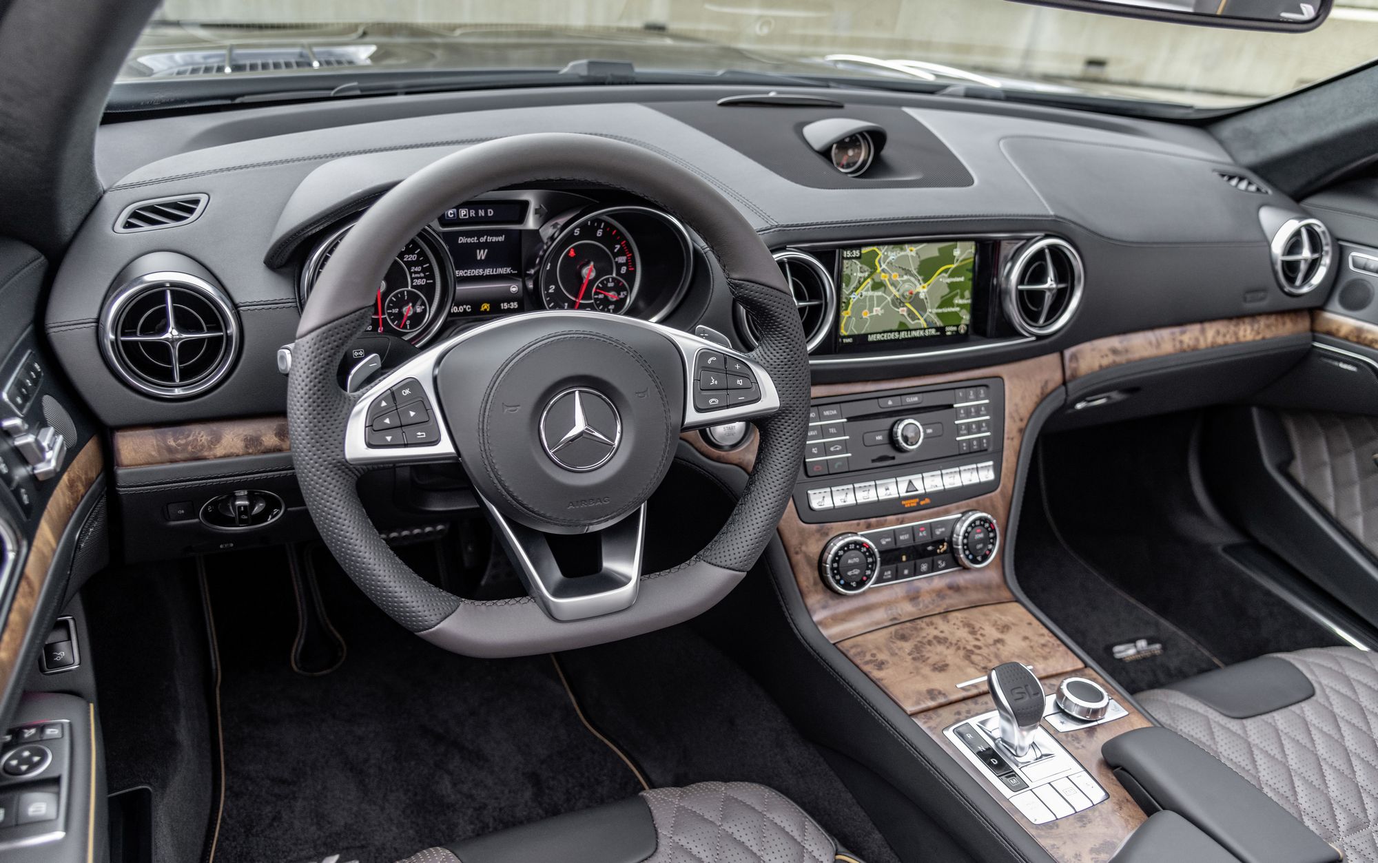 Mercedes-Benz-รุ่น-SL-400-Grand-Edition-5