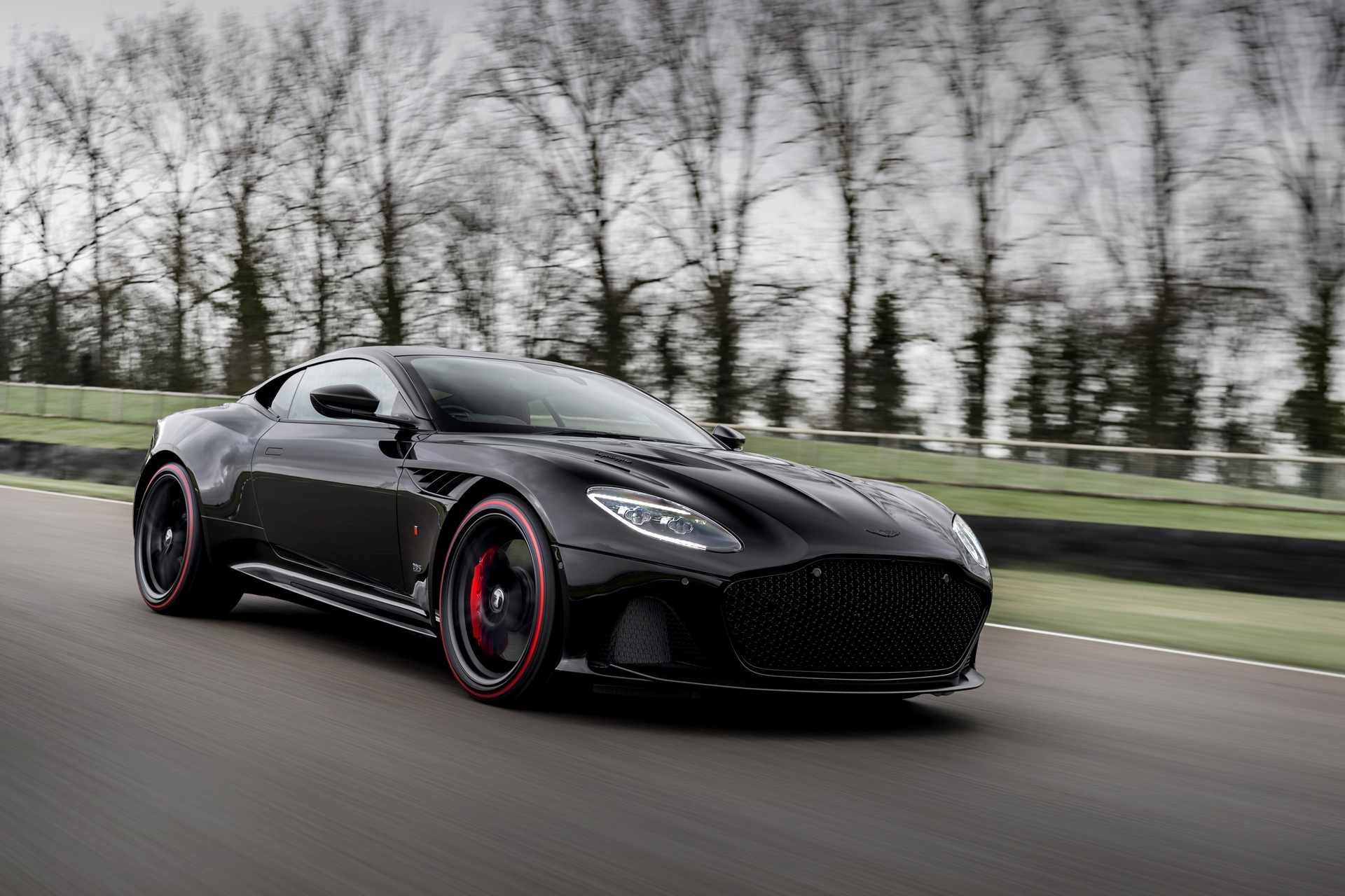 ราคา-Aston-Martin-DBS-Superleggera-7