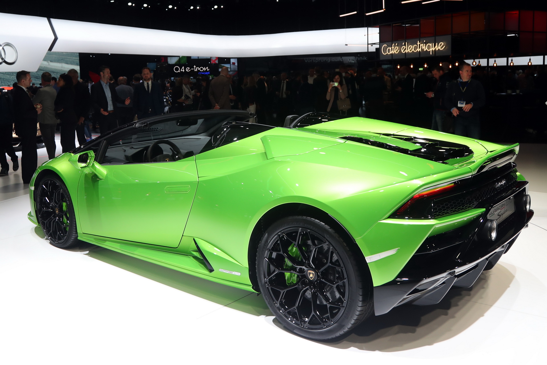 ราคา-Lamborghini-Huracan-Evo-Spyder-5