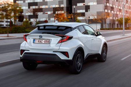 Toyota-C-HR-EV-4