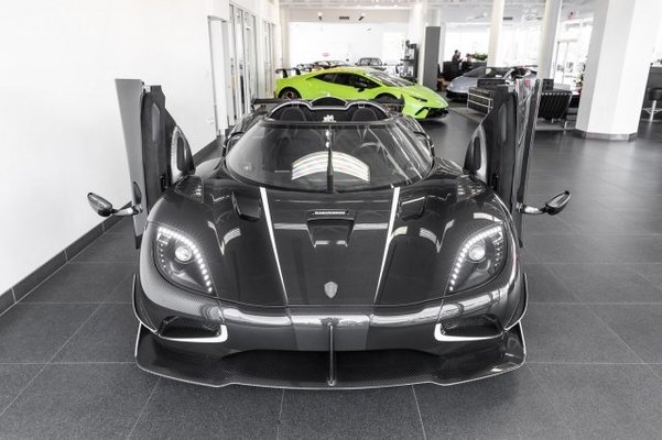 ราคา-Koenigsegg-Agera-RS-5