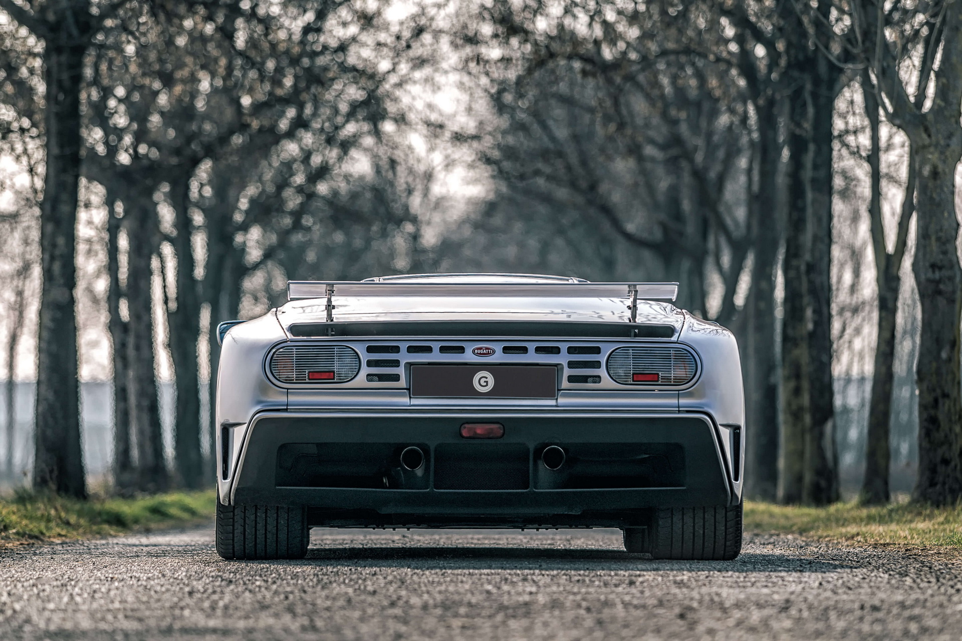 ราคา-Bugatti-EB110-7