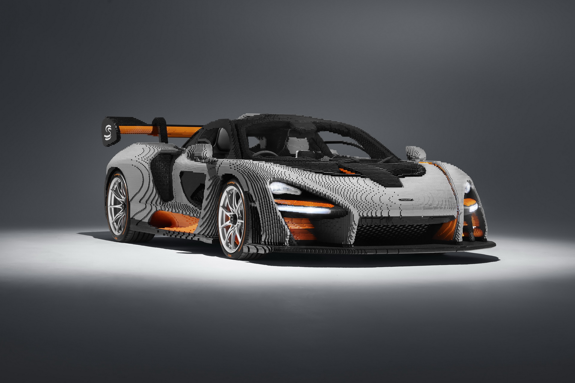 McLaren-Senna-เลโก้-3