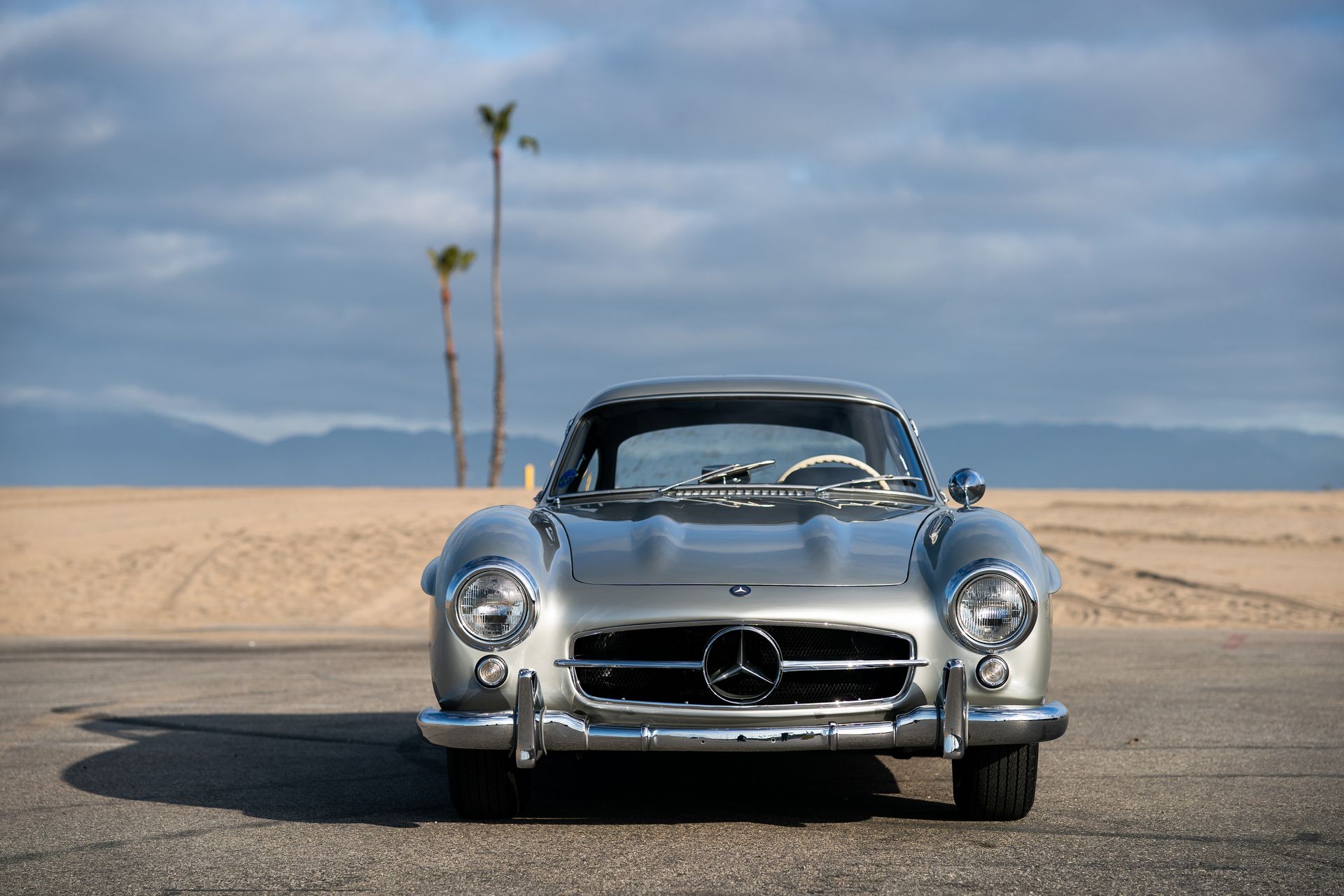 Mercedes-Benz-300-SL-ราคา-7