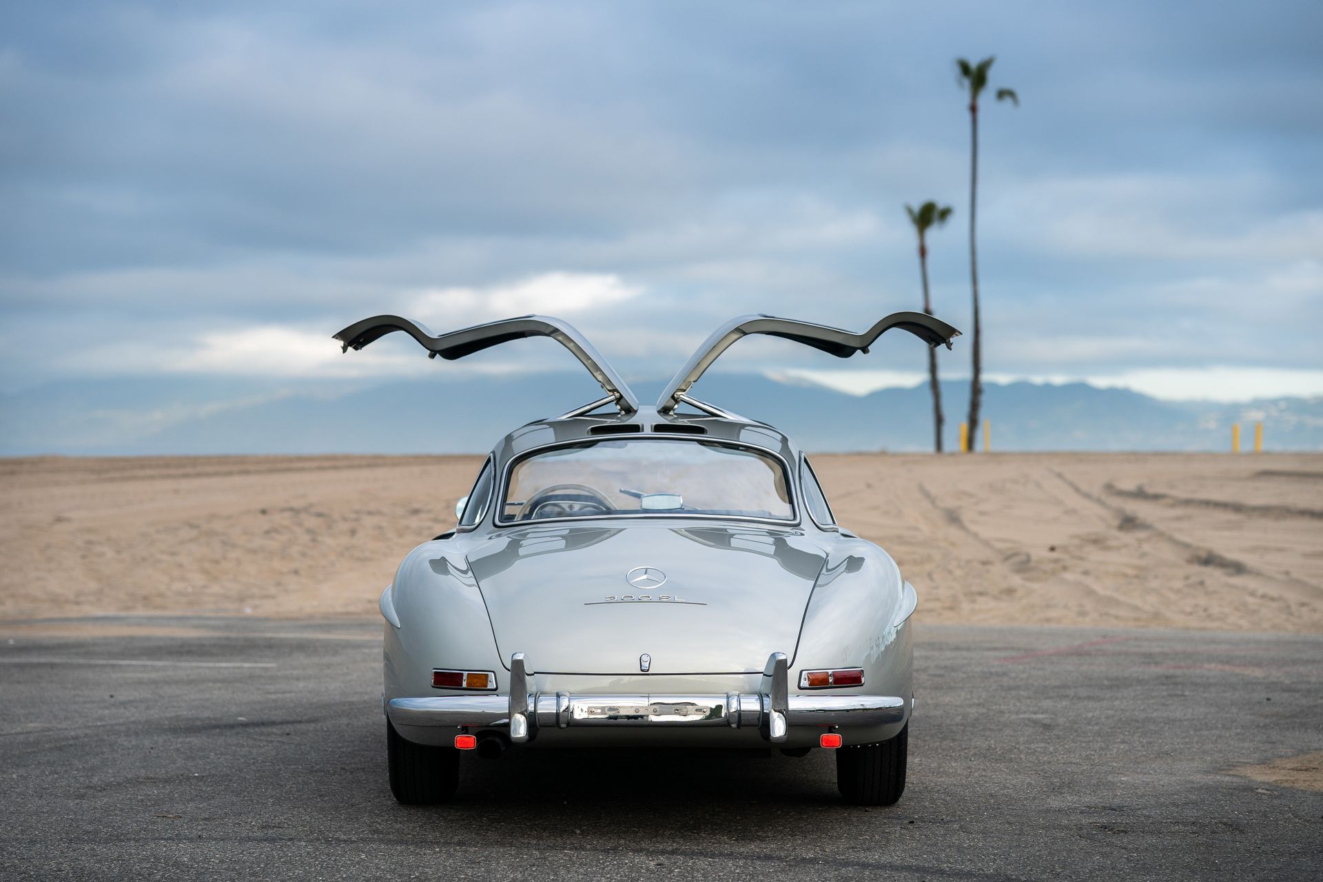 Mercedes-Benz-300-SL-ราคา-10