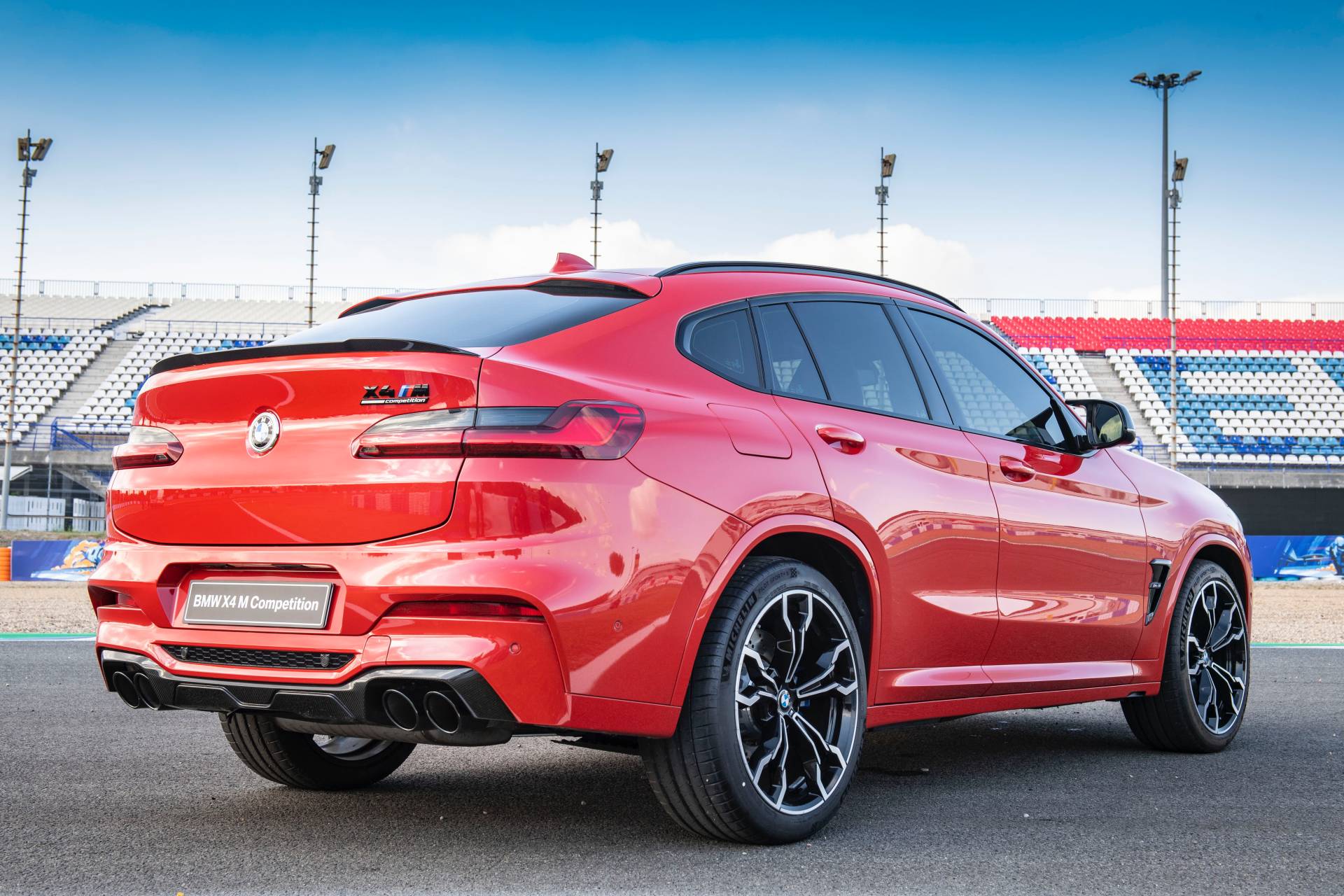 BMW-X4-M-Competition-รุ่นใหม่-7