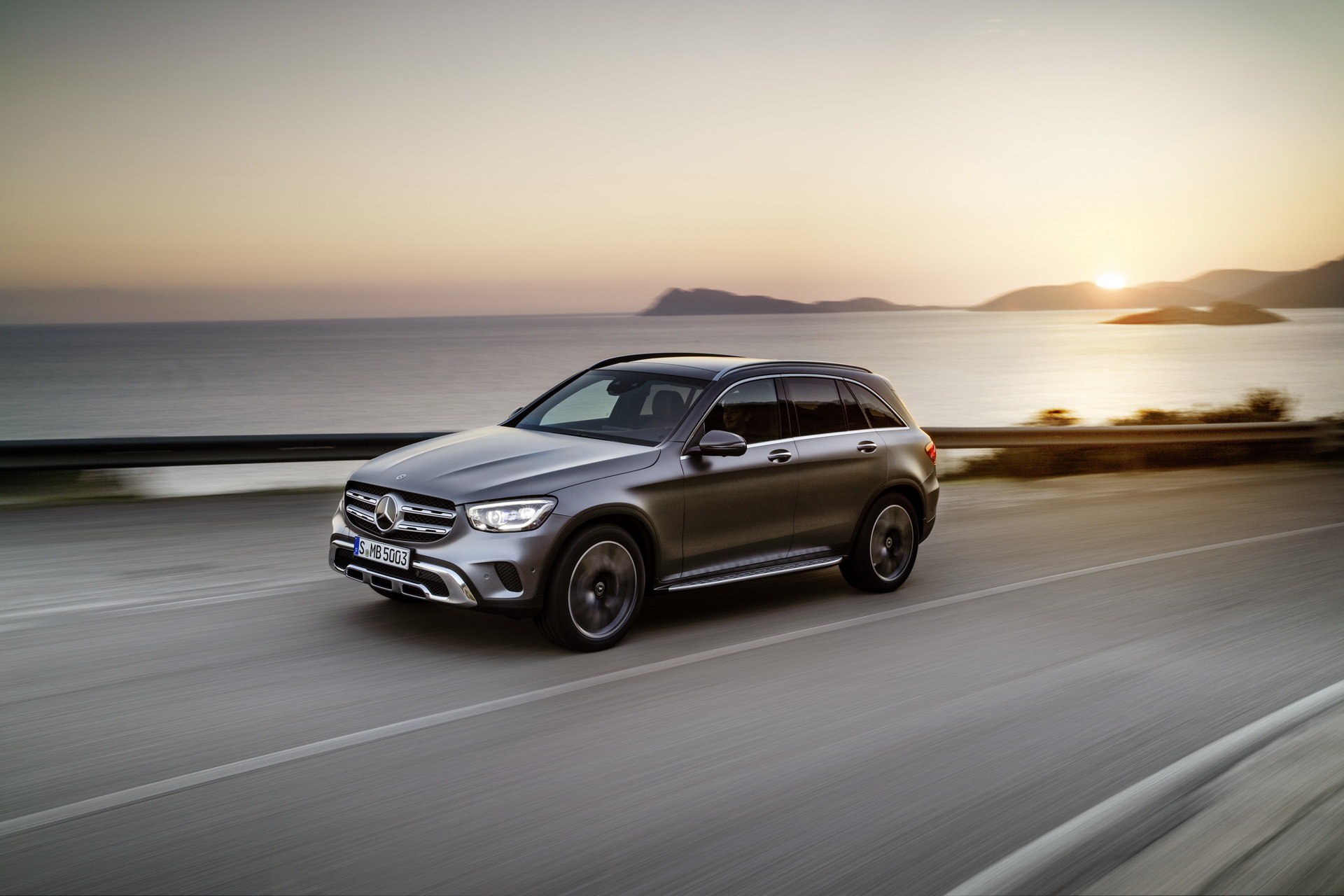 ราคา-Mercedes-Benz-GLC-2020-1