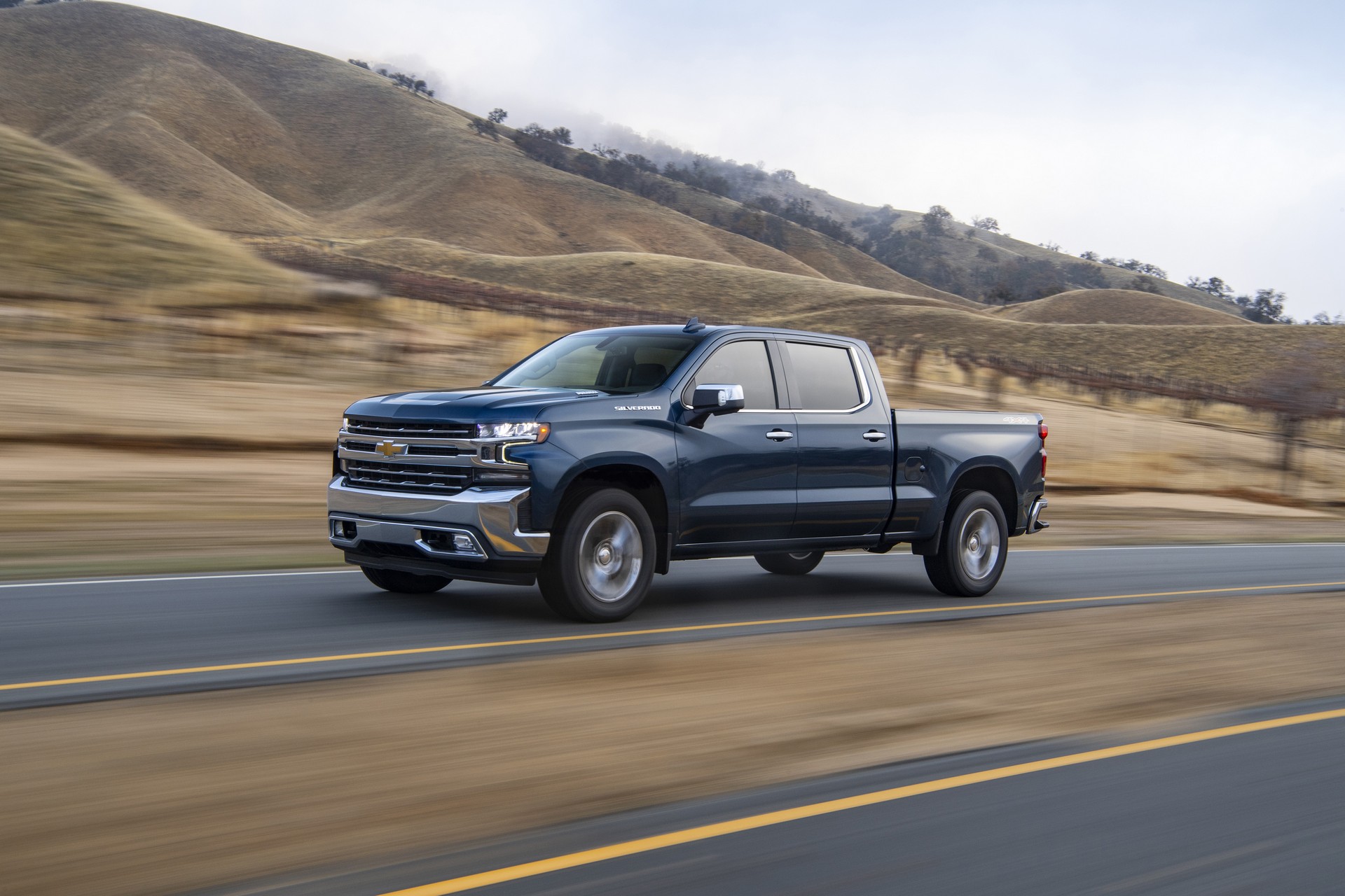 Chevrolet-Silverado-2020-ราคา-7